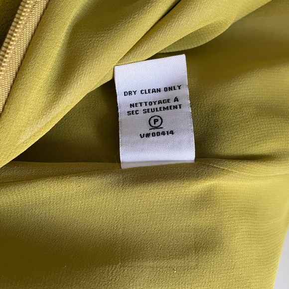 Diane Von Furstenberg 1960s Style Green Ring Neck Mini Dress With Pockets - Picture 12 of 12